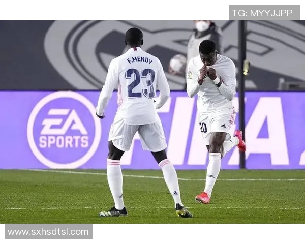 深圳足球队以63分领跑洲际杯积分榜展现强劲实力